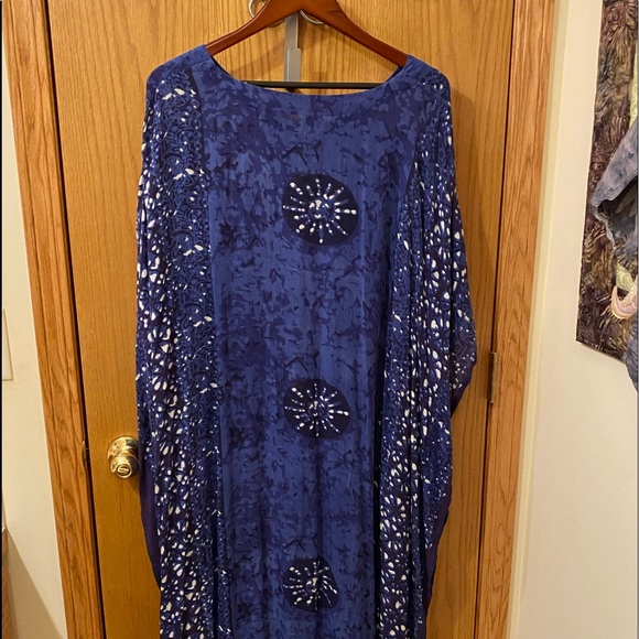 NWOT Saybury Caftan. Blue and white - Picture 2 of 7